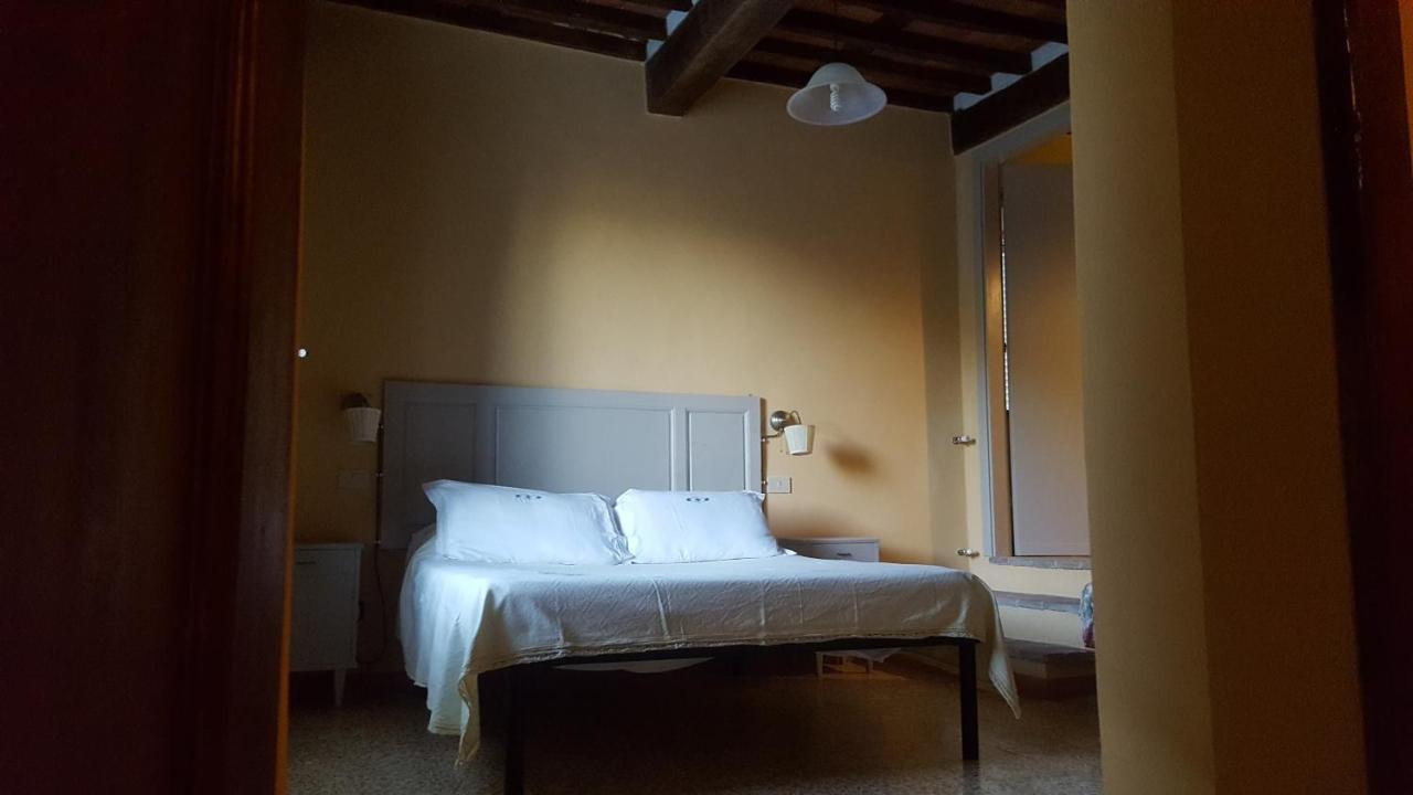 Affittacamere Ferrari Pescaglia Habitación foto